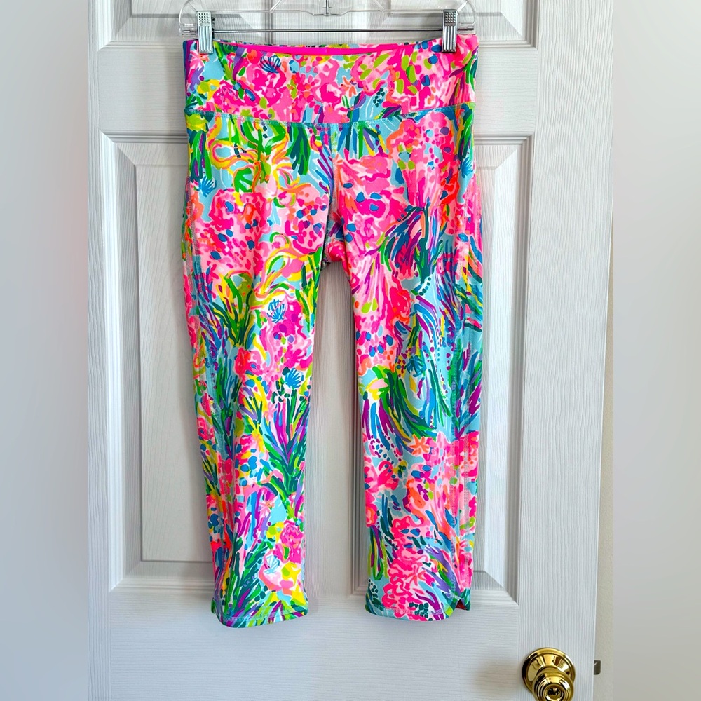 Lilly Pulitzer Luxletic  “Fant Sea Pants” Cropped Leggings Size Medium